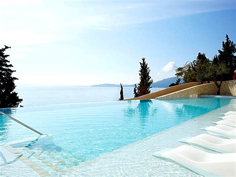 luxury hotels in corfu